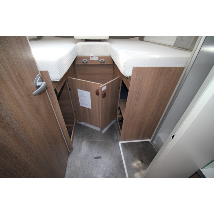 Camping-car profilé Dethleffs Trend d'occasion très bon état T7057EB